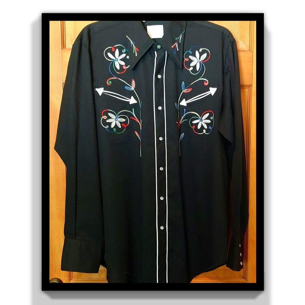 Vintage B-E Western Wear Black Shirt, Men's 16 1/2-35, Pearl Snaps